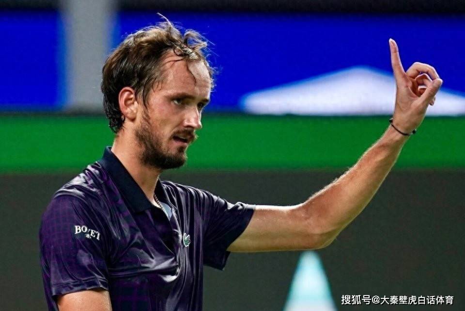 蒙特卡洛大师赛鏖战年终总决赛，梅德韦杰夫高光表现