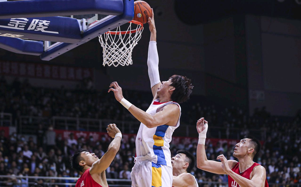 青岛队力克天津队,高诗岩带队取胜 青岛队力克天津队,高诗岩带队取胜