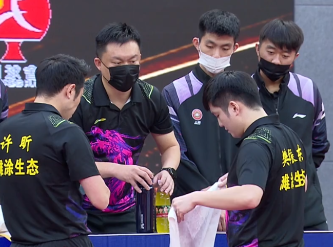 日本队险胜葡萄牙队，许昕统治全场