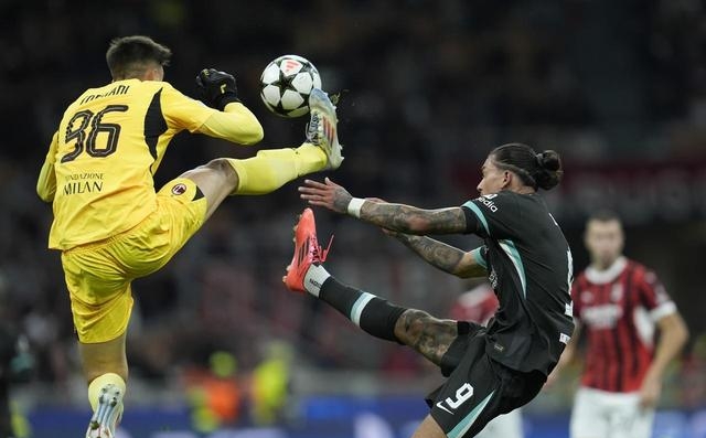 AC米兰绝杀中国,库尔图瓦带队取胜 AC米兰绝杀中国,库尔图瓦带队取胜