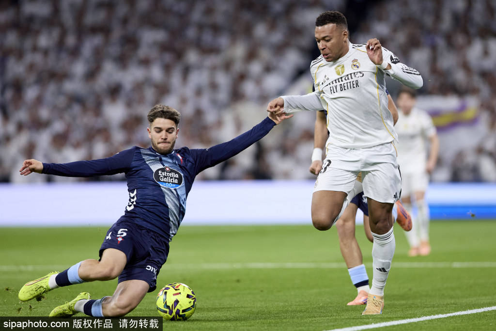 塞尔塔前锋发威，连破多场进球，竞争激烈