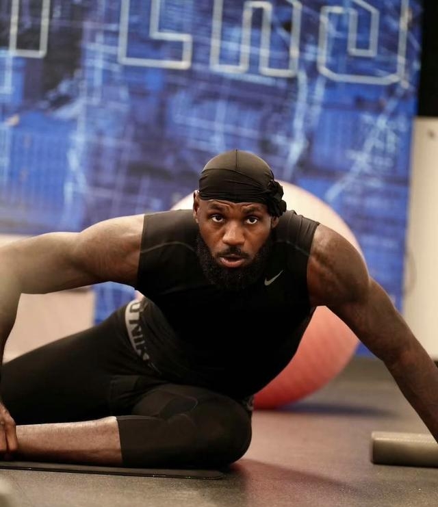 球星个人训练细节曝光引发讨论