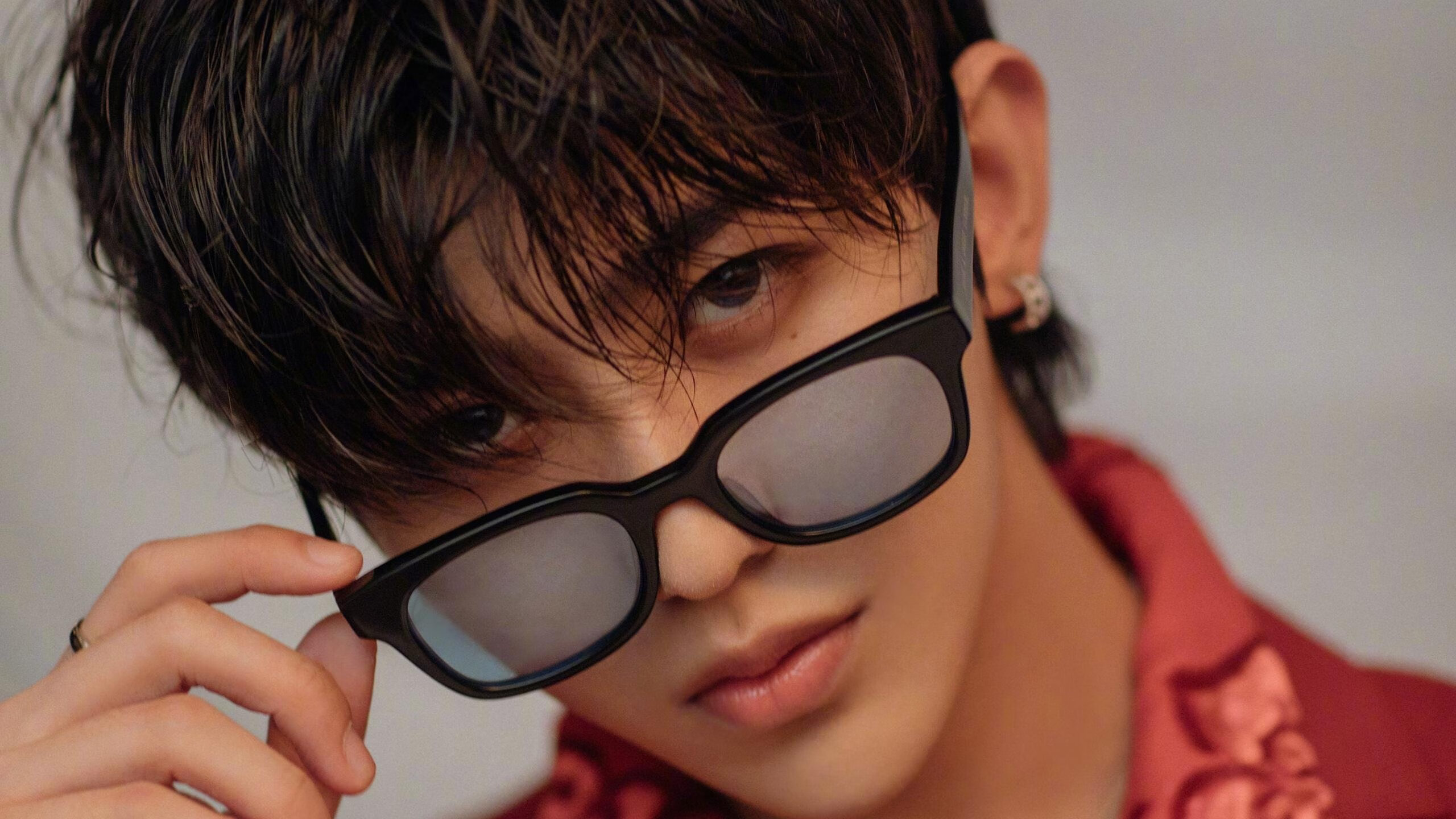 世界排名争夺战焦点战，深圳队强势拿下马刺，改写篮球版图