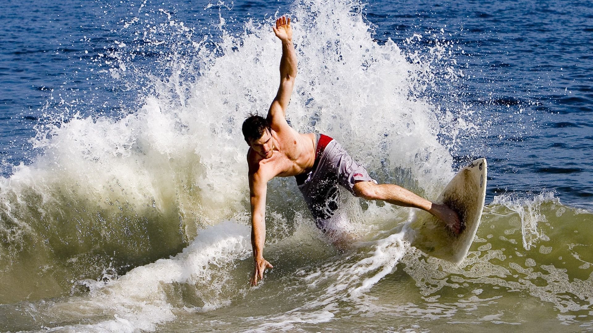 逆转与突破，石宇奇刷新纪录，德国队力克马来西亚